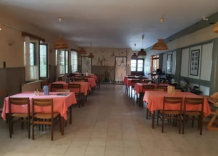 Eldorado Fogado Es Nocleg ze śniadaniem 3*